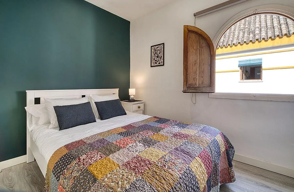 La Casita Del Mercado De Feria Seville